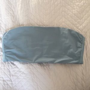 Strapless sports bra